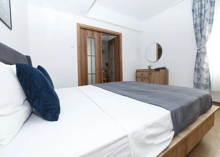 Street Doamnei Rooftop Terrace * 布加勒斯特