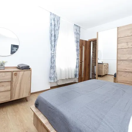 Апартаменты Street Doamnei Rooftop Terrace Бухарест